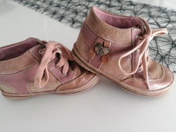 Chaussure fille bébé T 23 saxo blues 👶