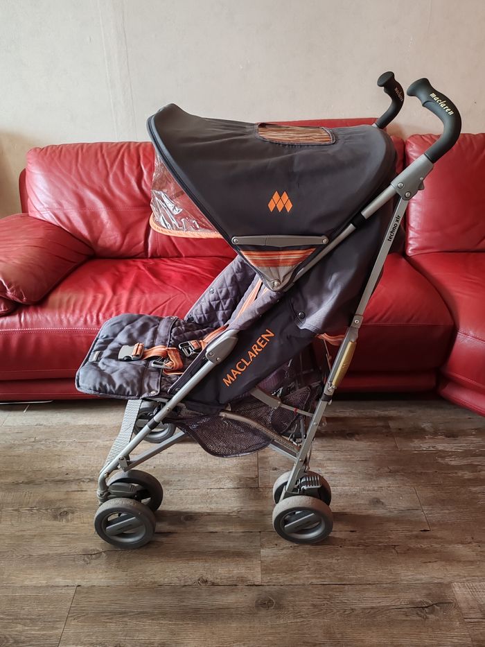 Poussette Mclaren et accessoires - photo numéro 2