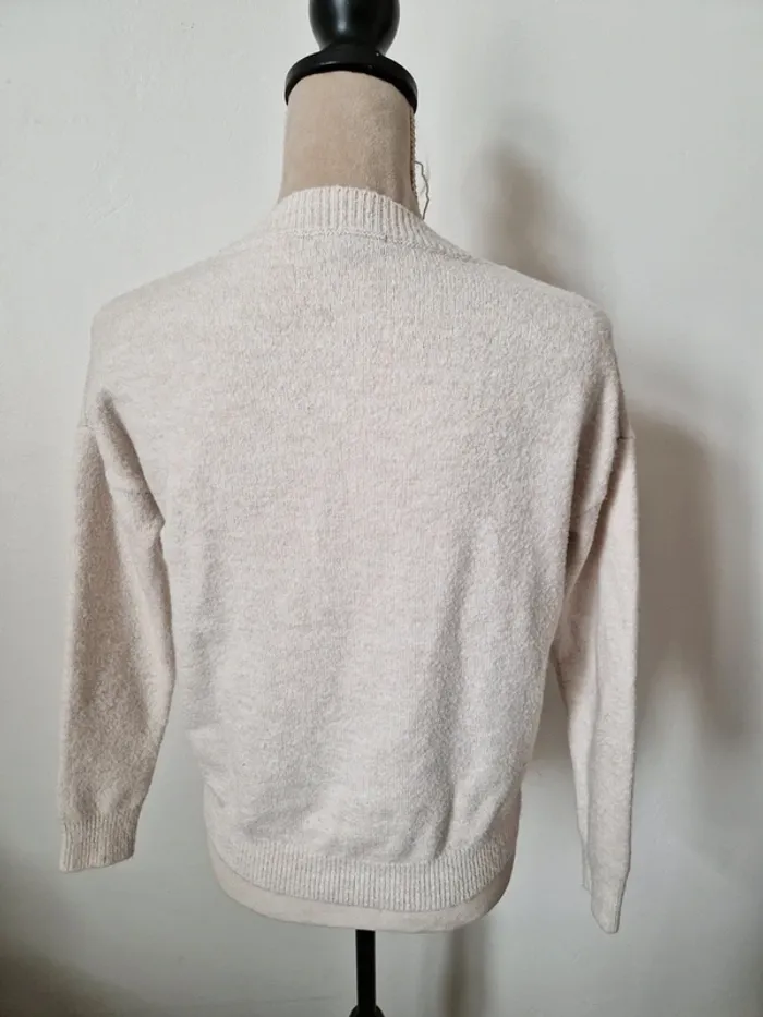 Pull pompon beige kiabi taille s - photo numéro 3