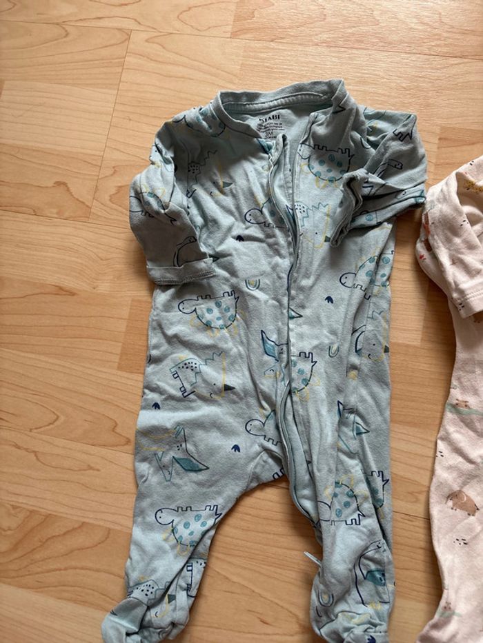 Lot pyjamas 3 mois - photo numéro 7
