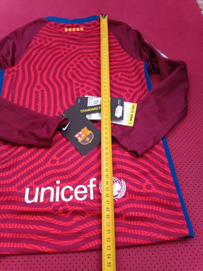 Maillot de foot FC Barcelone, Nike Authentique Officiel taille enfant 6/8 ans, Neuf - photo numéro 16