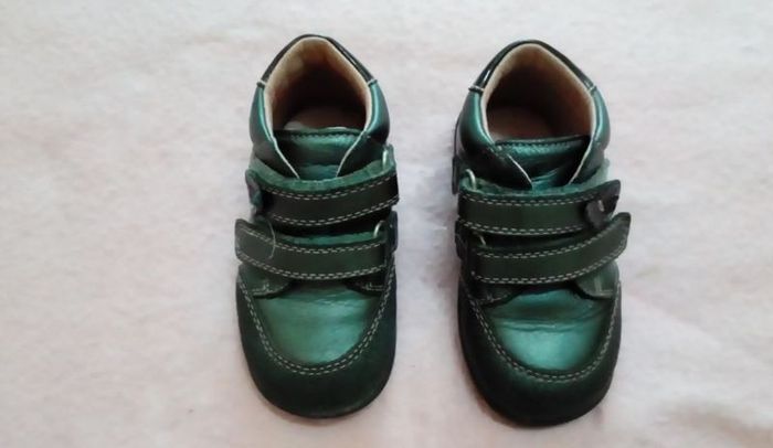 Chaussures gris anthracite fille PABLOSKY en 22 état NEUF