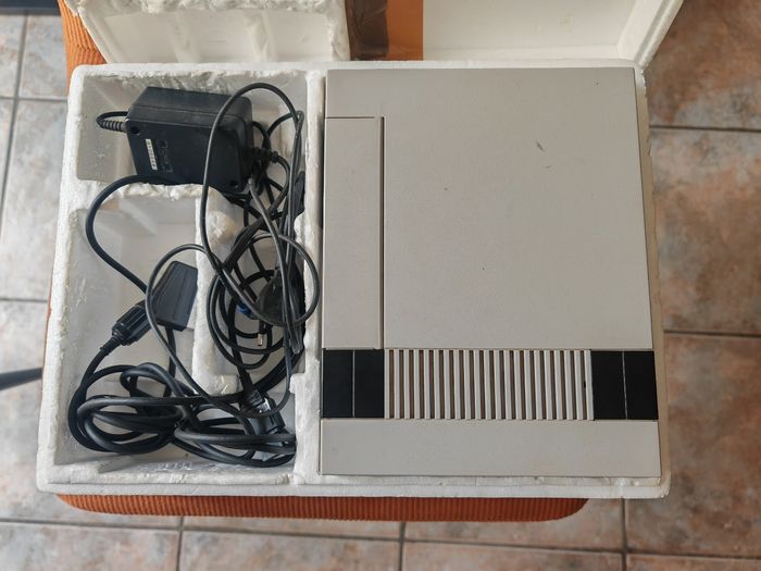 Nintendo nes entertainment system en boîte - photo numéro 3