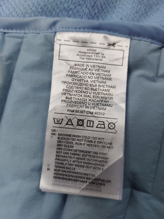 Veste sans manches bleu clair Marque adidas taille S/36-38/8-10 Très bon état - photo numéro 6