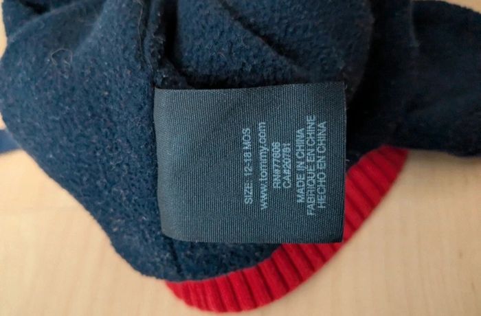 Lot hiver Tommy Hilfiger 12 mois - photo numéro 6