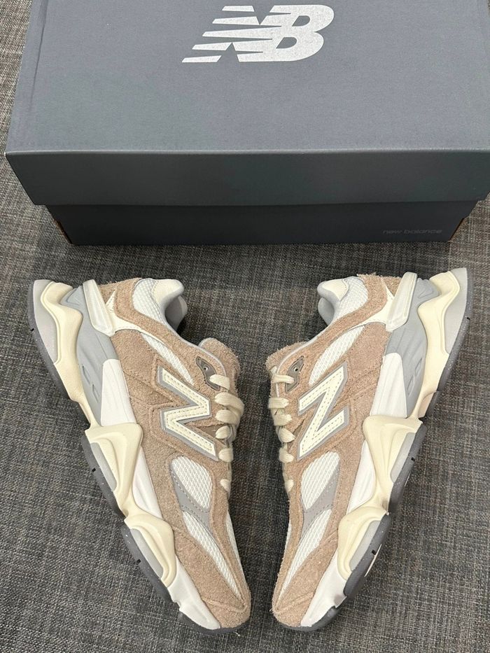 New Balance 9060 Kaki taille 40 - photo numéro 2