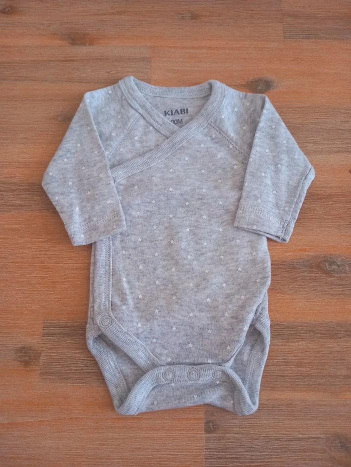 Body croisé gris à étoiles – Kiabi – Taille 00 (naissance)