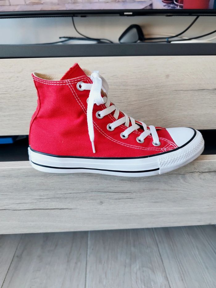 Converse montantes rouge - photo numéro 2