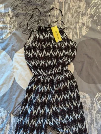 Combinaison fashion taille L/XL neuve