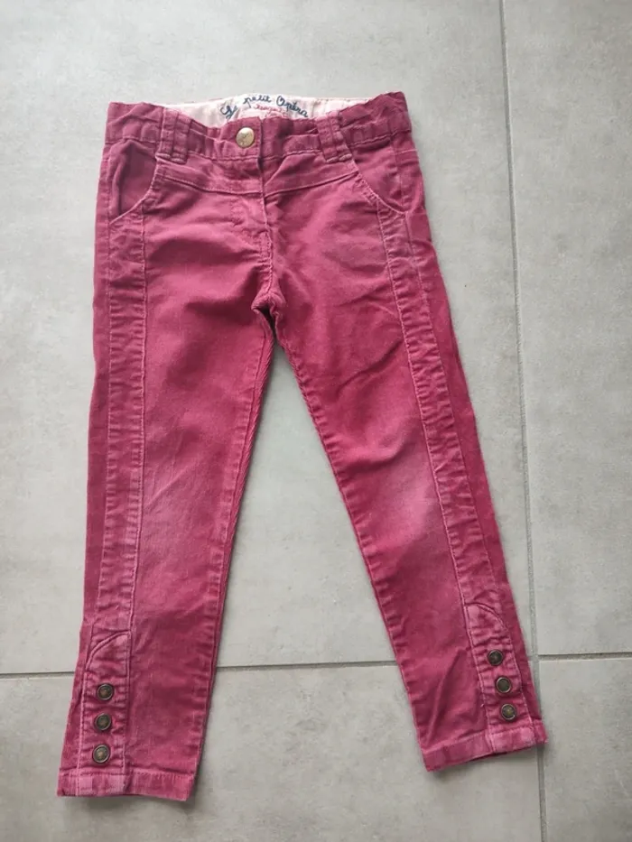 Pantalon velours ajusté 4 ans