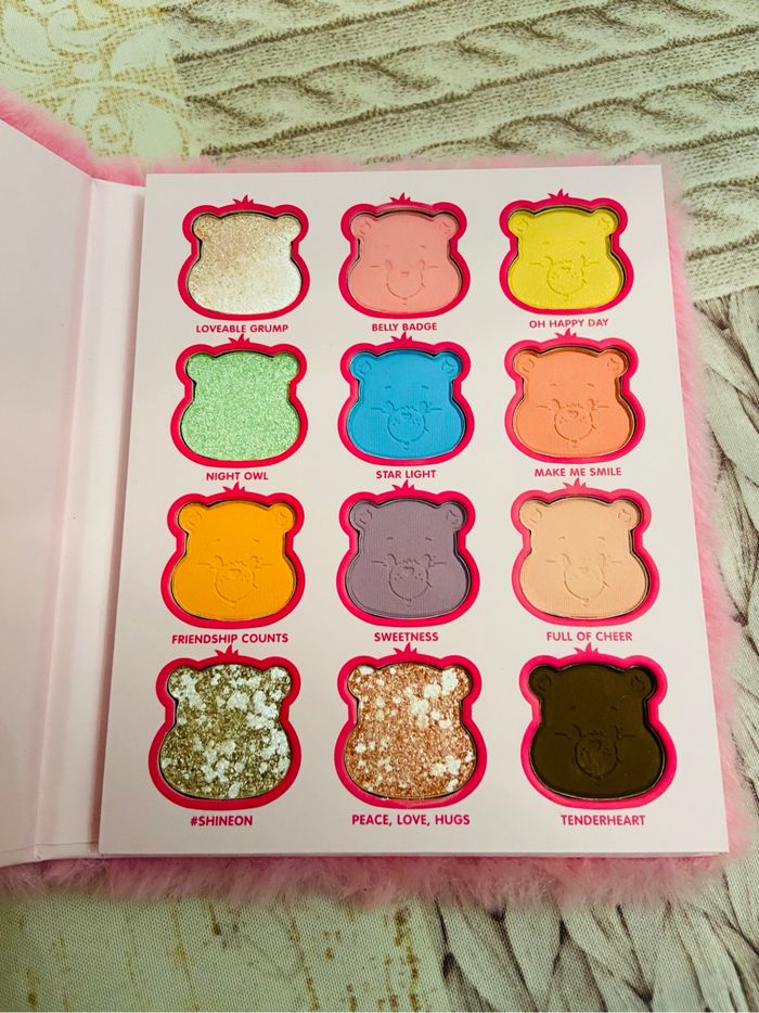 Palette maquillage bisounours Care bears