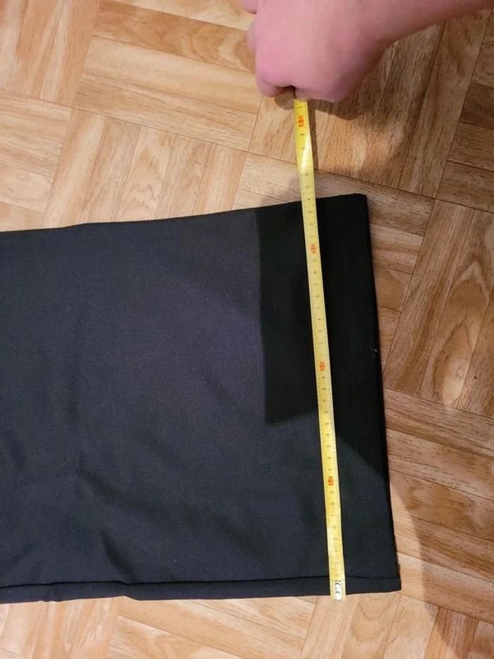 Lot de 3 pantalons taille 64 neuf - photo numéro 3