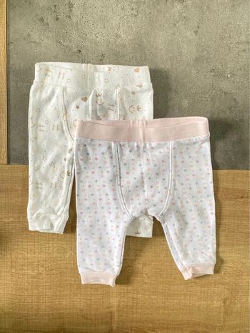 Lot 2 leggings bébé fille, 1 mois