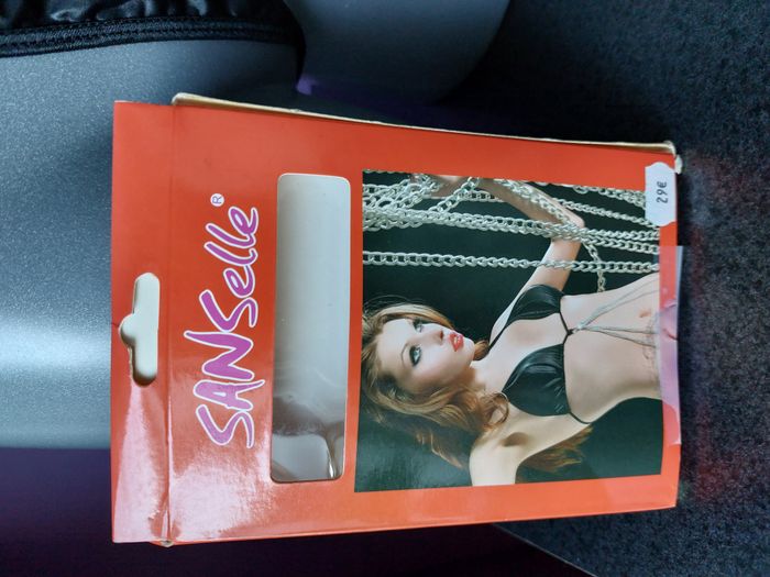 Ensemble deux pièces au look glamour & audacieux / Taille unique - photo numéro 3