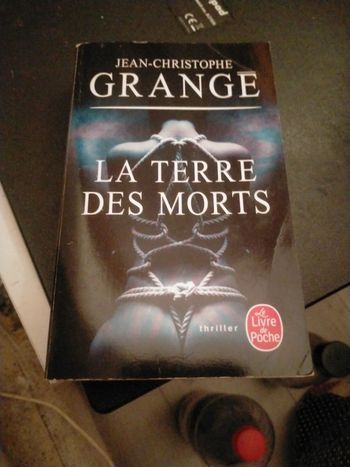 La terre des morts
