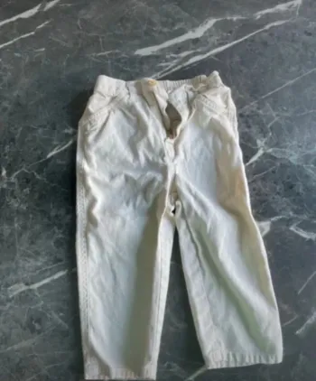 Pantalon Kiabi baby 18 mois en très bon état