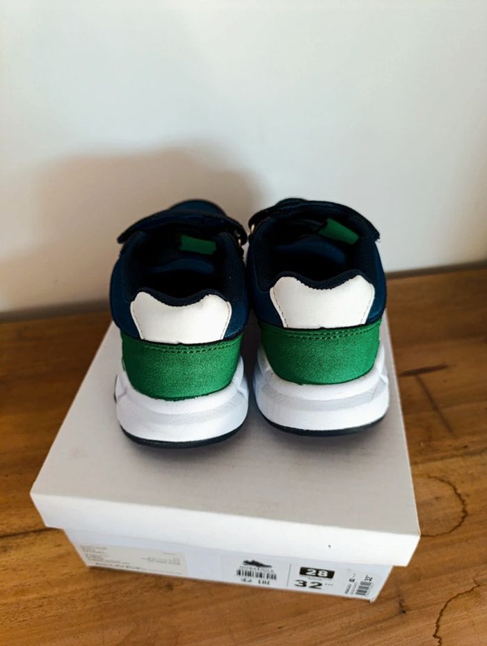Baskets bleu marine et verte t.28 DPAM - photo numéro 4