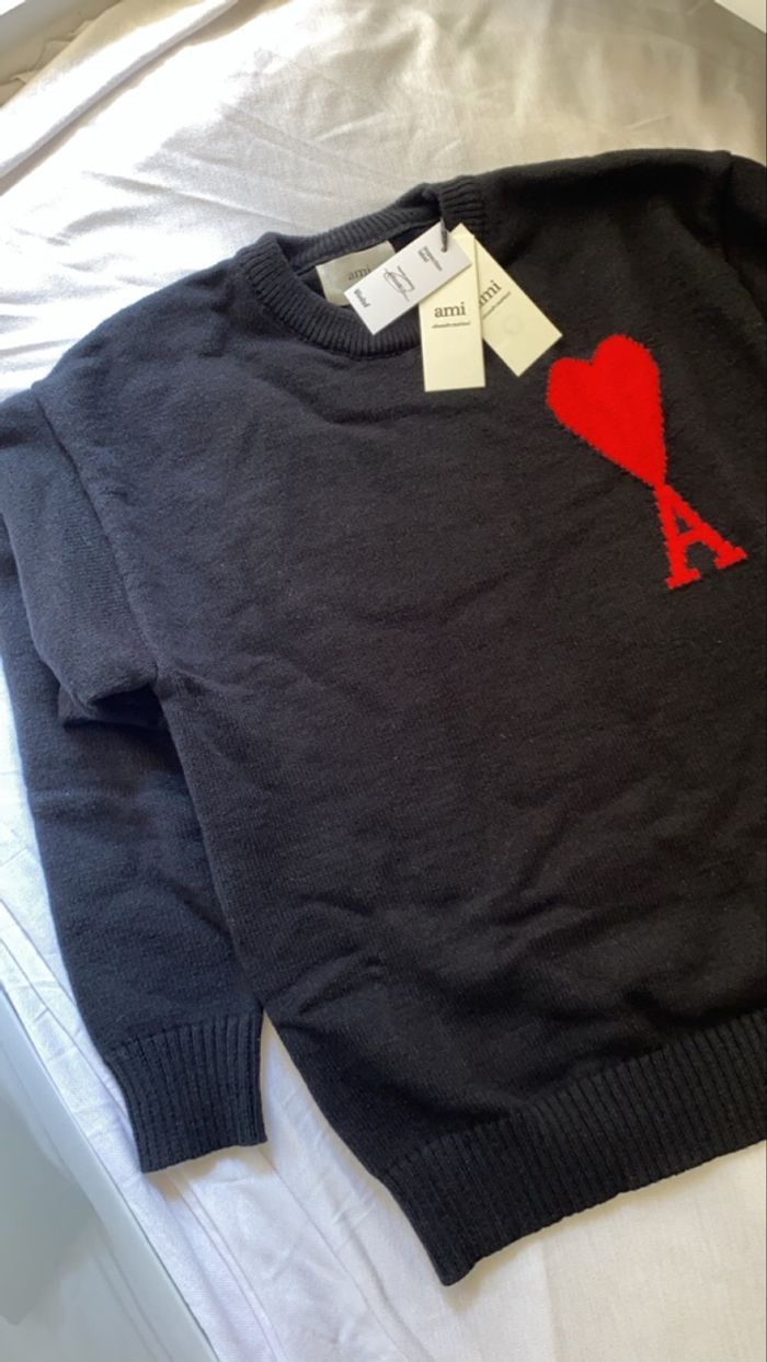 Pull AMI PARIS Noir - Taille M - Jamais porte - photo numéro 4