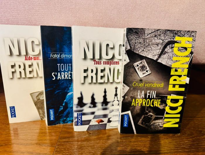 Lot 4 livres Nicci French - photo numéro 2