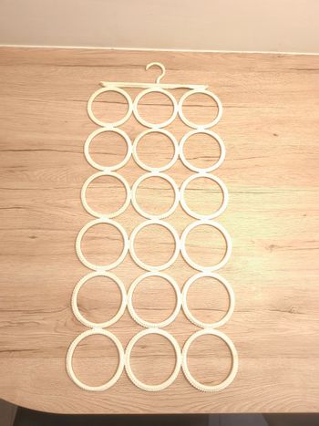 Support ceintre écharpe foulard 