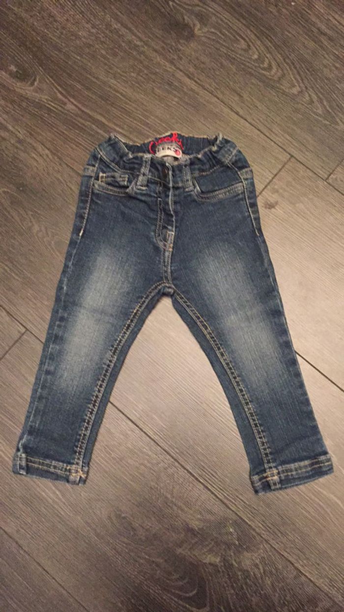 Lot 4 jeans 18 mois fille - photo numéro 2