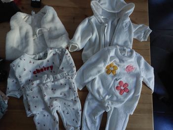 Lot vêtements 6 mois