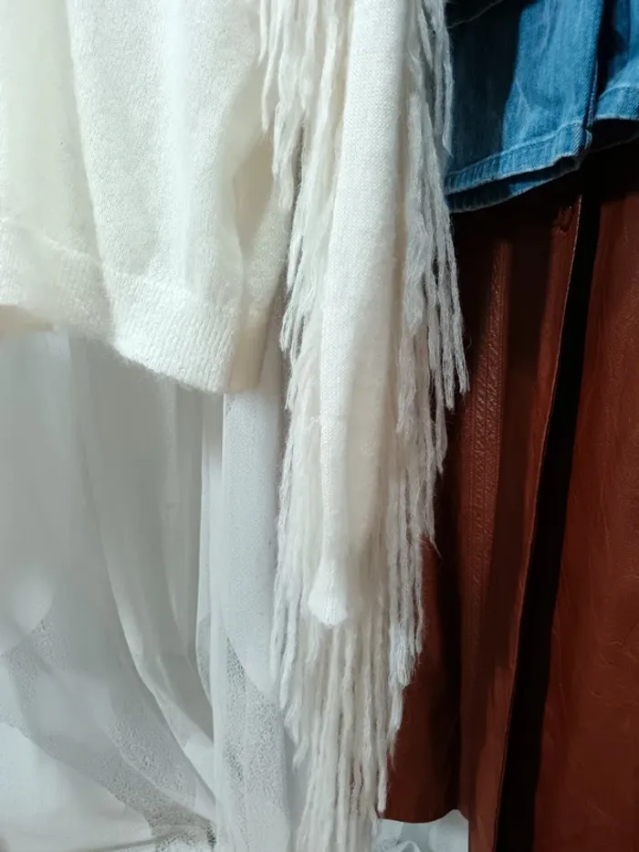 Mes Demoiselles "Pull à franges alpaga Écru" t.2 - photo numéro 6