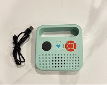 Merlin enceinte audio conteuse boîte à histoires.