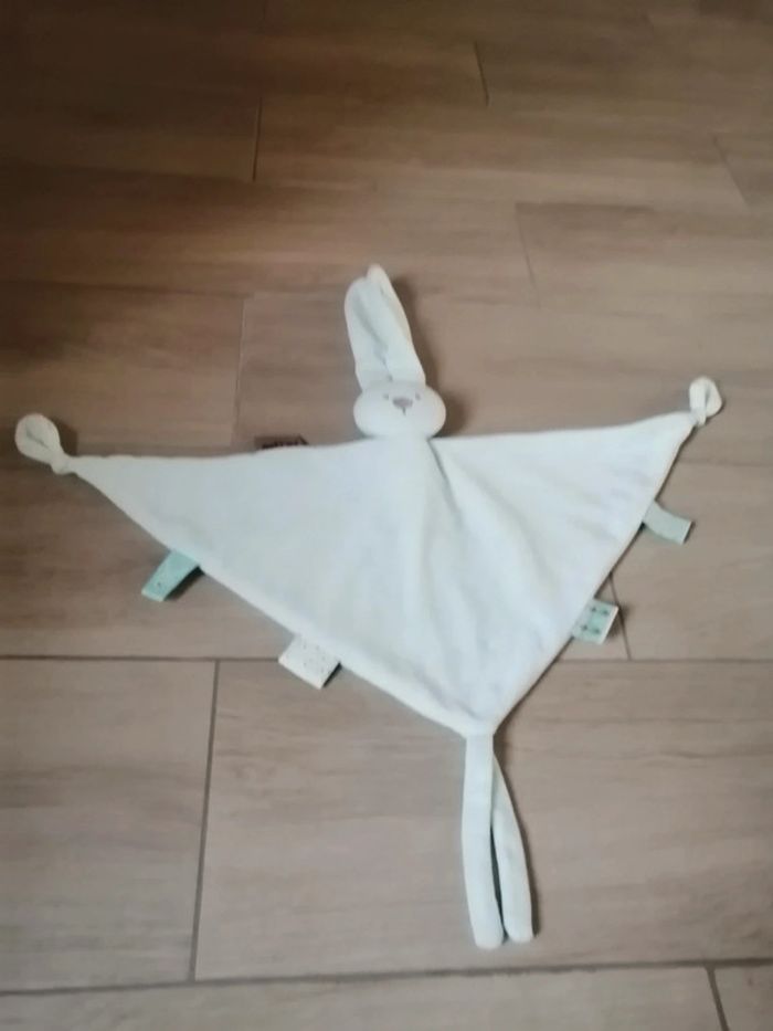 Doudou Plat/Mouchoir Triangle Lapin Lapidou Bleu Clair Attache Tétine - Nattou. - photo numéro 5