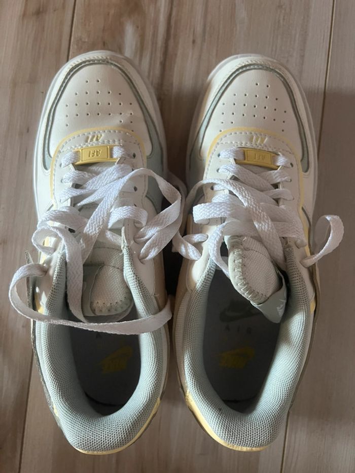 Baskets Nike - photo numéro 3