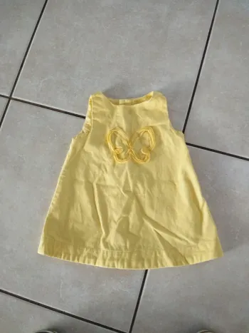Jolie robe 6 mois
