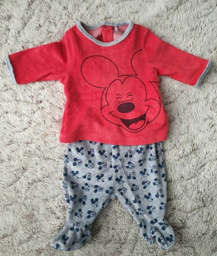 Ensemble Mickey