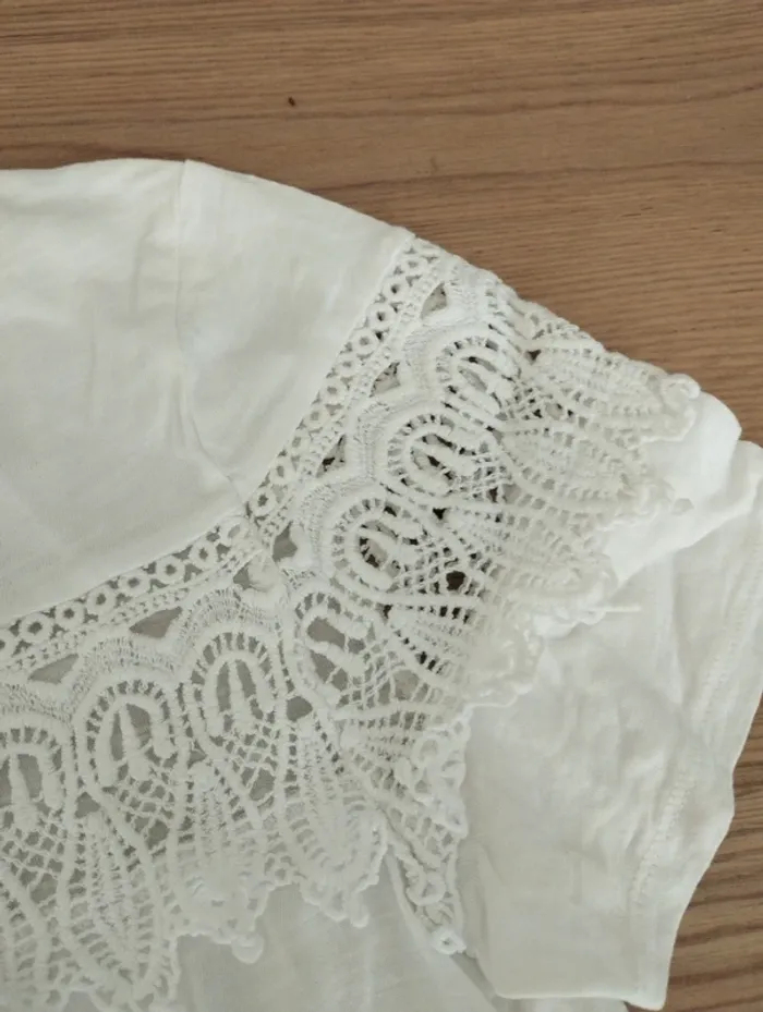 Tee shirt blanc avec dentelle Promod 36 - photo numéro 4
