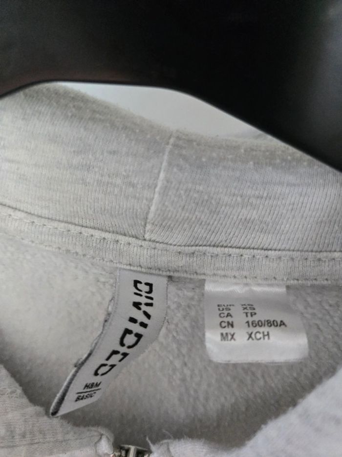 Sweat H&M Taille XS - photo numéro 4
