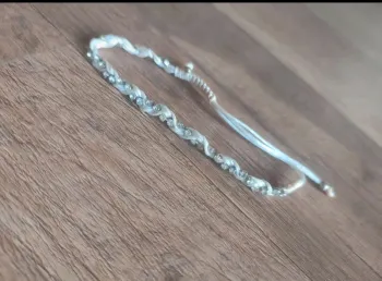 Bracelet tressé avec strass réglable