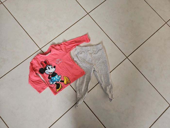 Pyjama bébé fille 2 pièces Minnie 9 mois BBF2