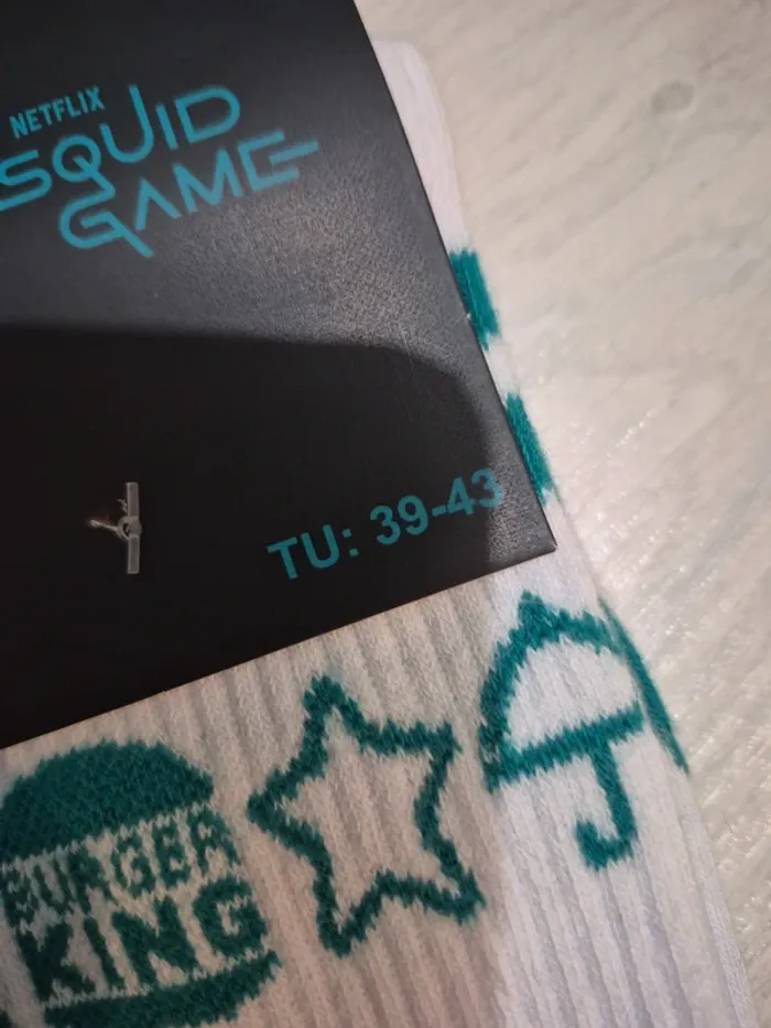 Chaussettes neuve squid game - photo numéro 2