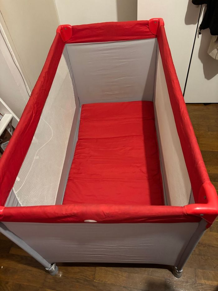 Lit parapluie - photo numéro 2