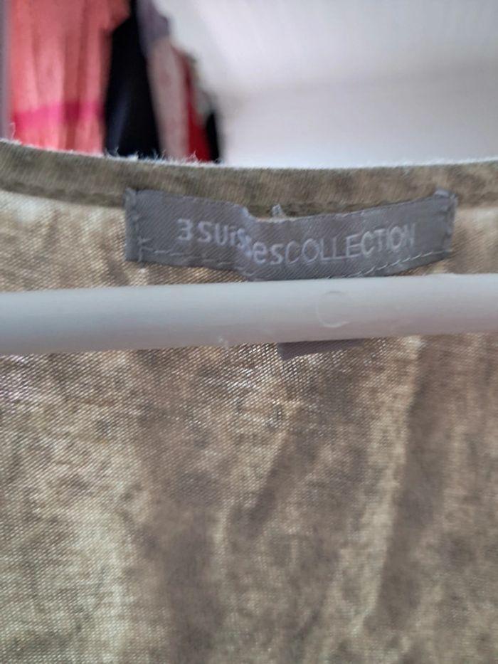 2 débardeurs (1 gris clair et 1 beige) bas légèrement volanté, modernes, confortables T40, 3 suisses - photo numéro 6