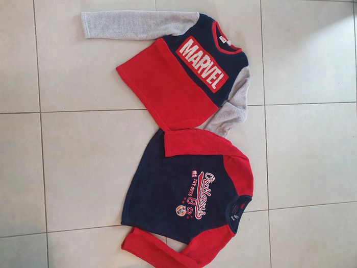 Haut de pyjama enfant