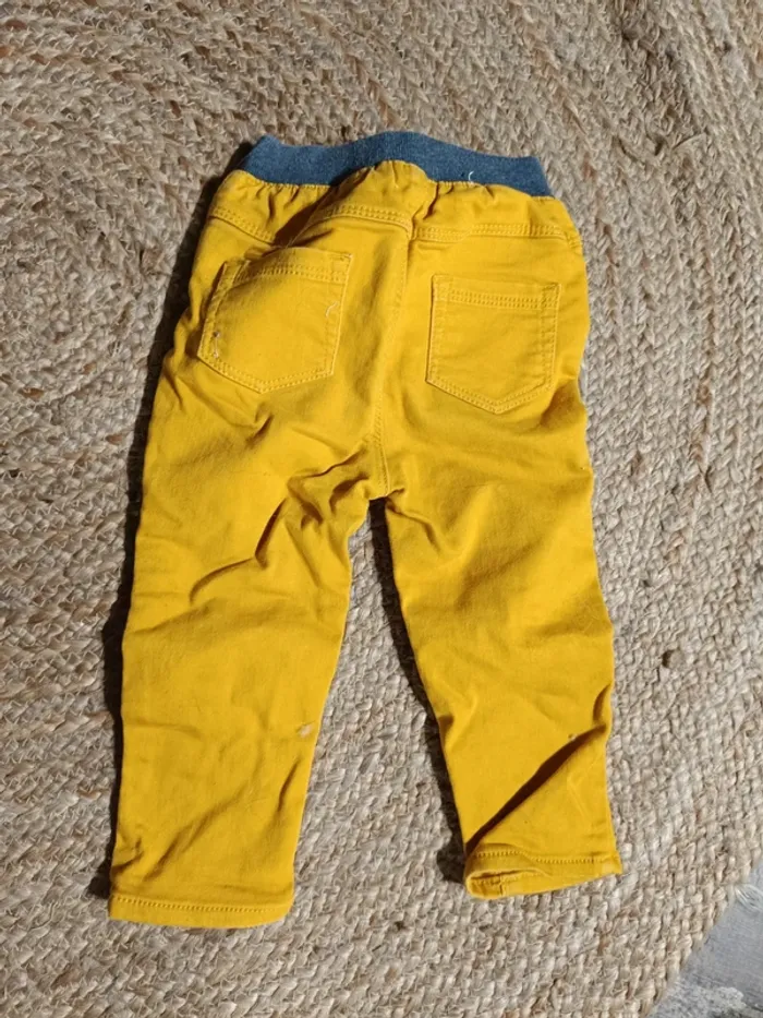 Pantalon jaune - photo numéro 3