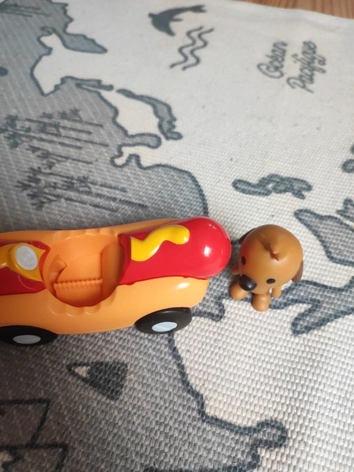 Véhicule Hot Dog et figurine chien - photo numéro 3
