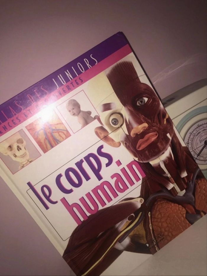 Livre 📖 Le corps humain Atlas des juniors 5€ - photo numéro 2