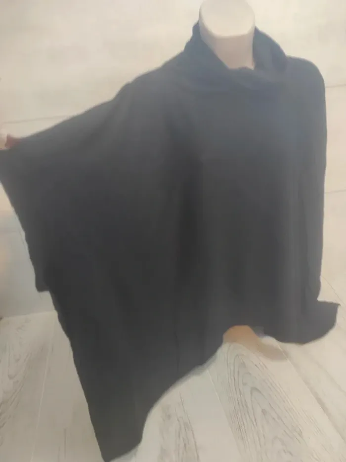 Stunning black poncho jumper - Blue Motion - size XXL/3XL