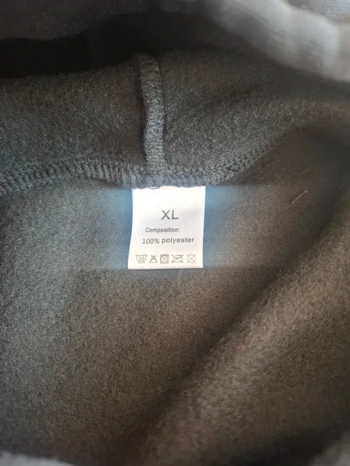 Sweat a capuche gothique taille XL - photo numéro 5