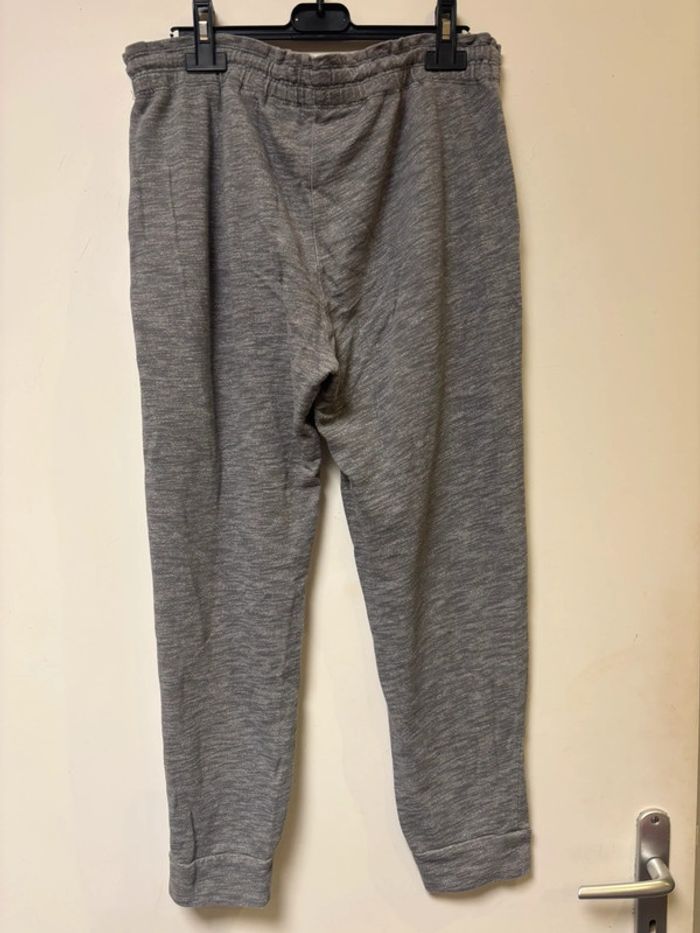 Pantalon gris confortable Hollister taille 38 - photo numéro 5