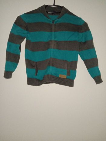 Gilet kiabi taille 5 ans