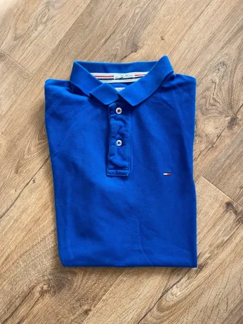 Polo Tommy Hilfiger bleu – Taille M – Logo brodé – Style classique chic
