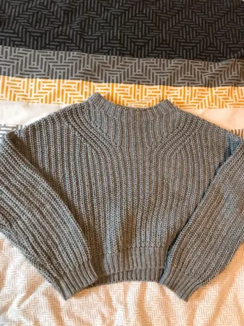 pull gris