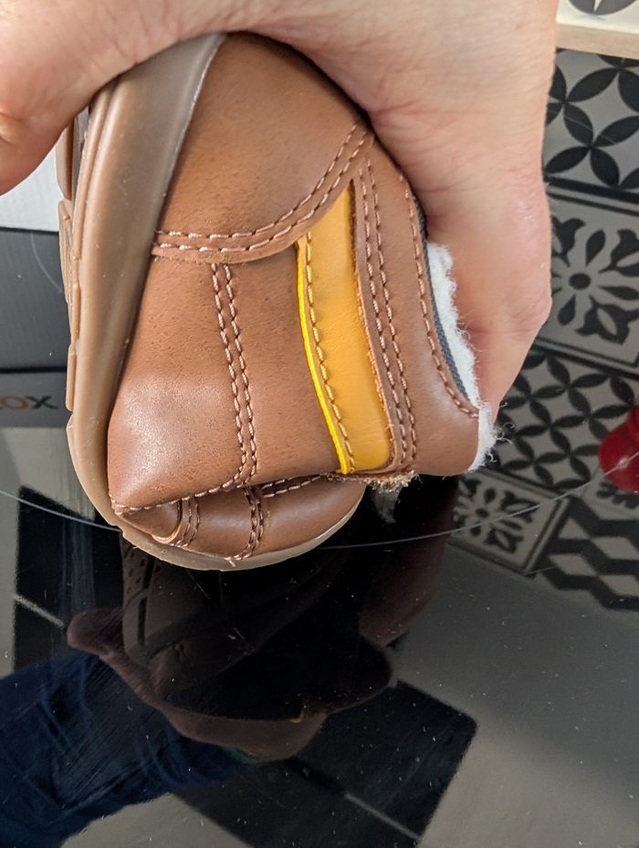 Chaussures fourrés garçon. Conseillé par les podologues. Taille 22. Neuf. Geox. - photo numéro 7